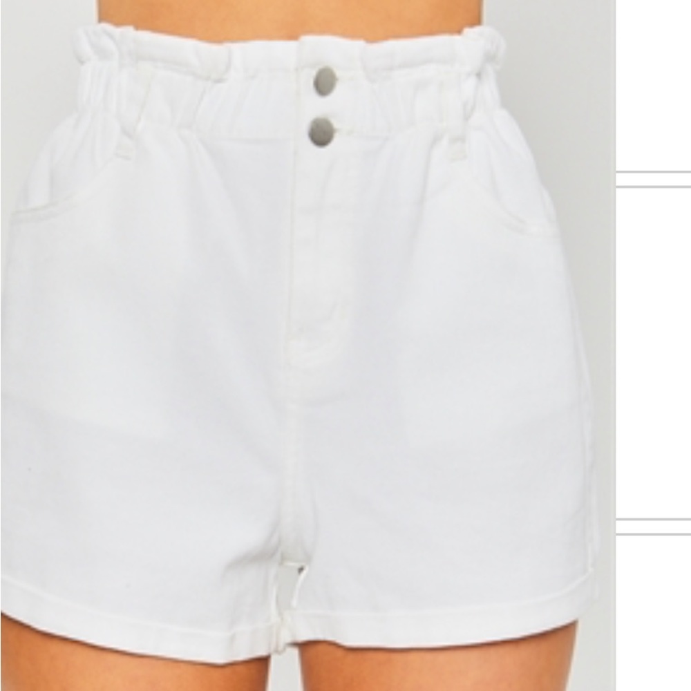 New Lovetree white double button waistband denim shorts